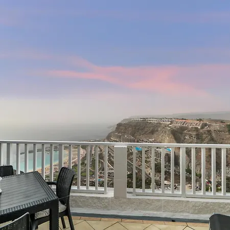 Bright Amadores Seaview * Puerto Rico (Gran Canaria)